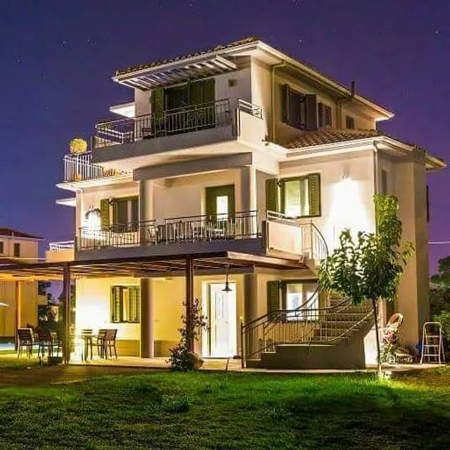 Lefkada Beach Villa
