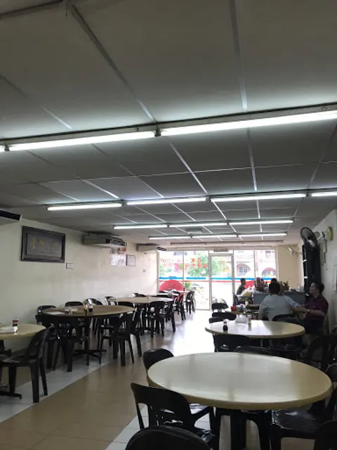 Ah Lye Curry Fish Head 亞來咖哩魚頭