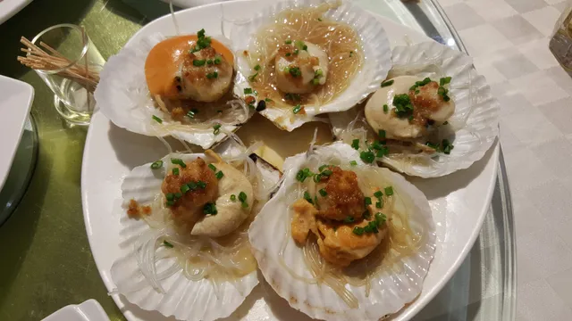 Shi Wei Xian Restaurant