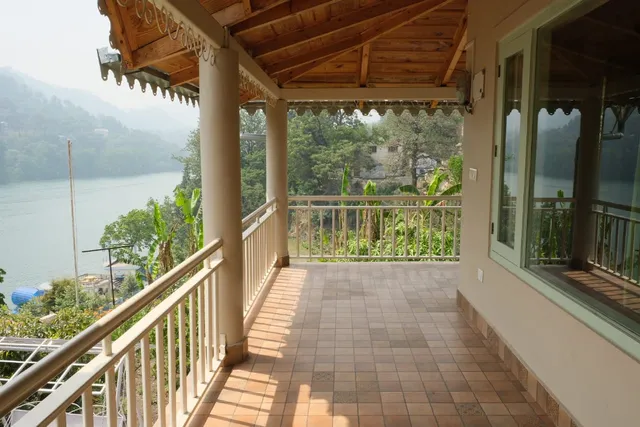 Lakeside Homestay Bhimtal