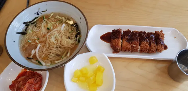 국수나무 언남점