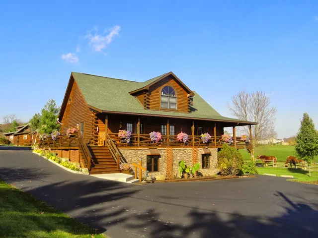 Fields of Home Lodge and Cabins