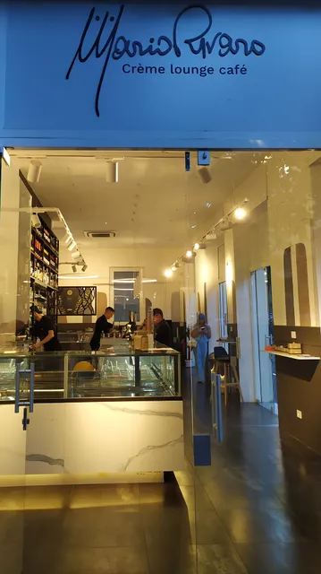 Mario Rivaro Crème Lounge Café