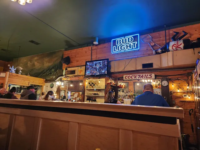 Sportsmans Bar & Grill