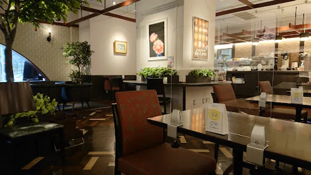 Double Tall Cafe de Luxe