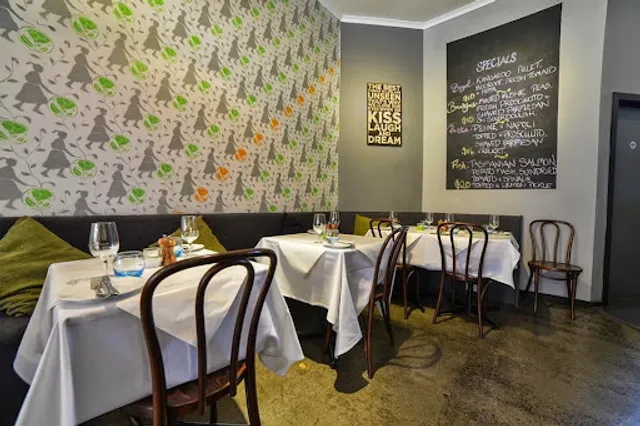 Follow The Leader Cafe