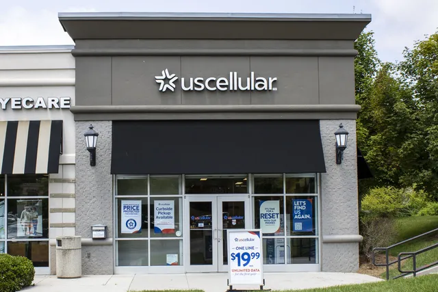 UScellular & T-Mobile