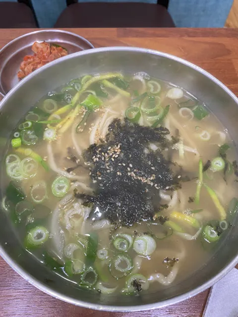 홍두깨손칼국수
