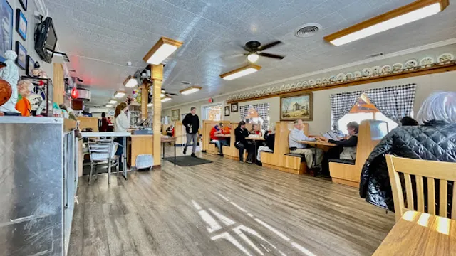 Fort's MOUNTAIN KITCHEN