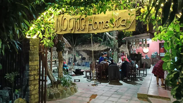 Noọng Homestay