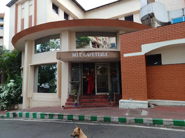MIT Cafeteria