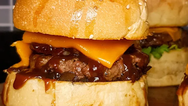 BBQ BURGUER DELIVERY