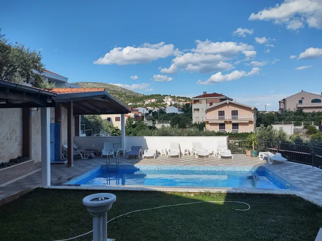 Apartments&Rooms Jelavić