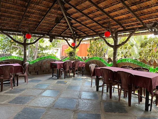 Wild West Bar n Restaurant