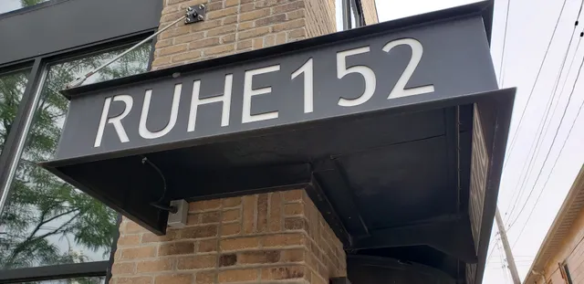 Ruhe 152 Italian Bistro