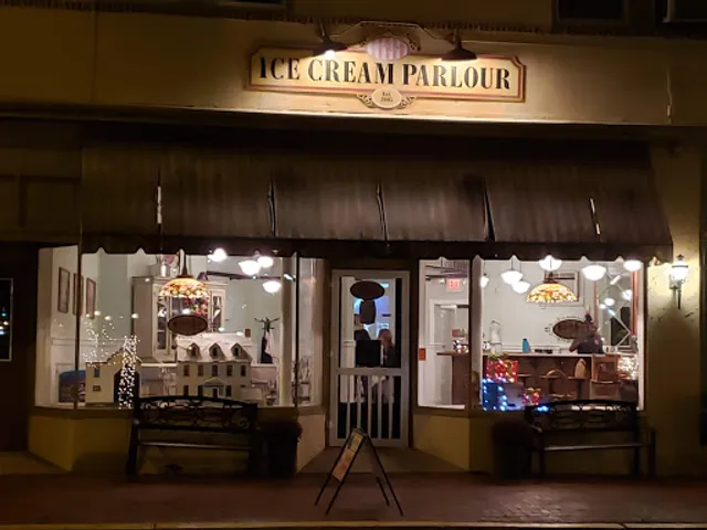 Nellie Bly's Olde Tyme Ice Cream Parlour