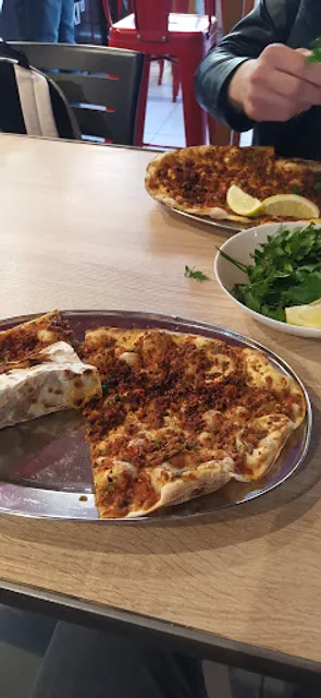 Mangal lahmacun
