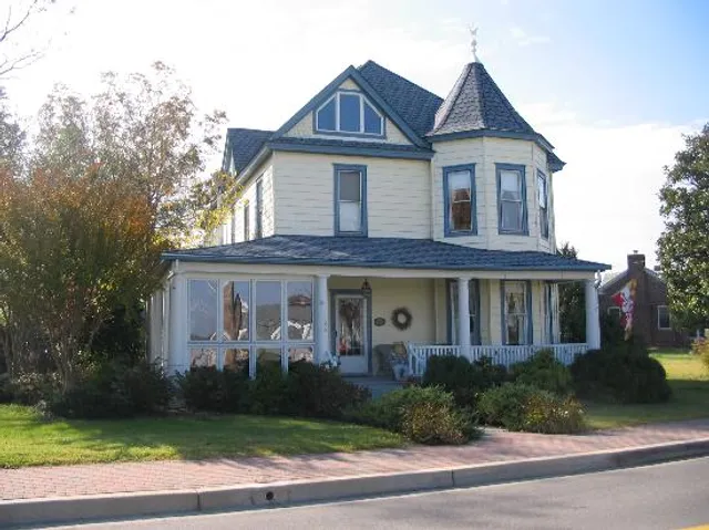 Solomons Victorian Inn