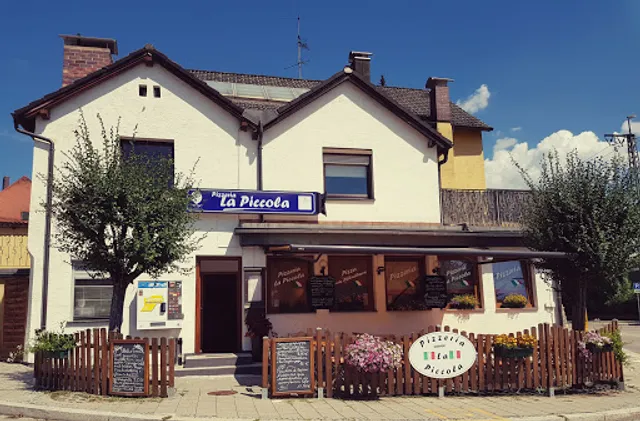 Pizzeria La Piccola