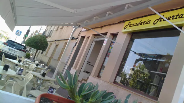 Cafetería "PANADERÍA HUERTAS"