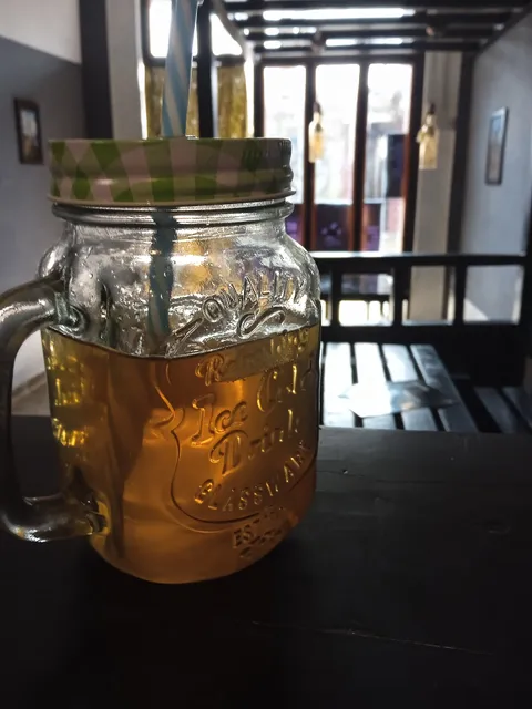 Delicato Cafe Pfutsero