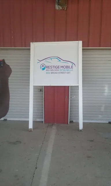 A Flea Market At Shaw