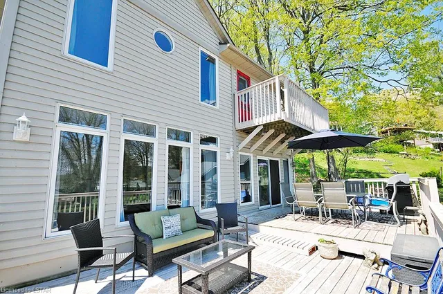 PORT STANLEY COTTAGES