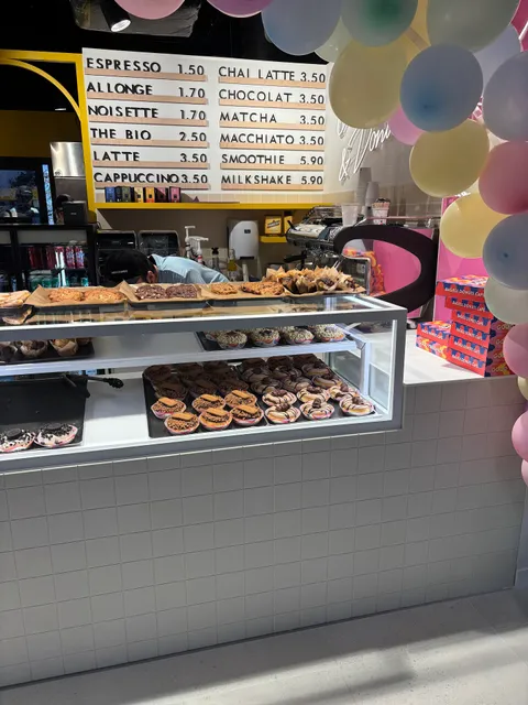 Bagel Corner - Bagel - Donuts Café