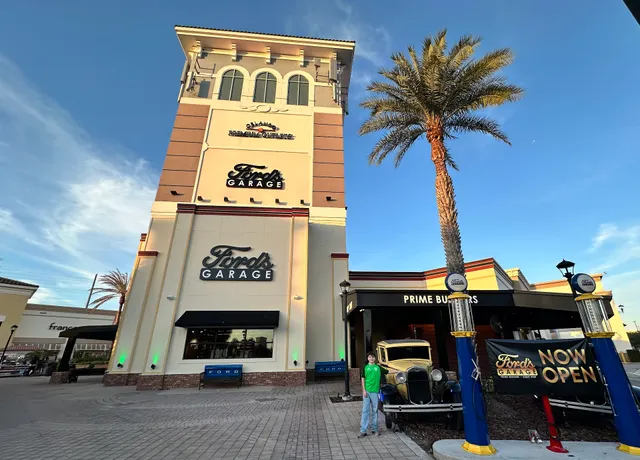 Ford's Garage Orlando International Outlets