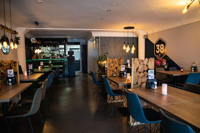 High Tea & Lunch Boutique N°38