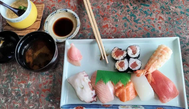 金寿司一ッ木店