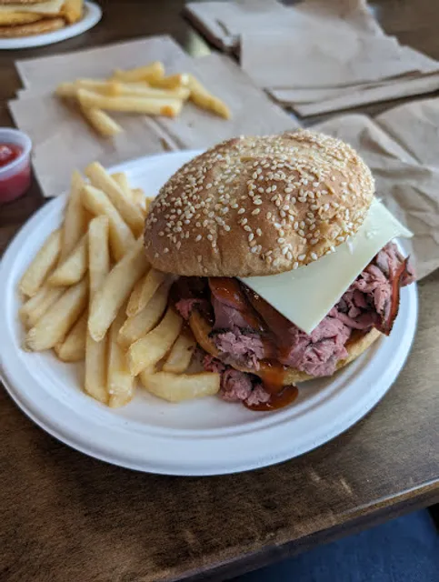 Kelly’s Roast Beef