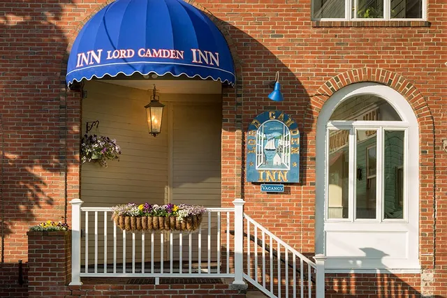 Lord Camden Inn