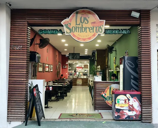 Los Sombreros Mex-Tex & Paleteria