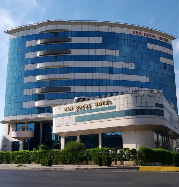 Van Royal Hotel