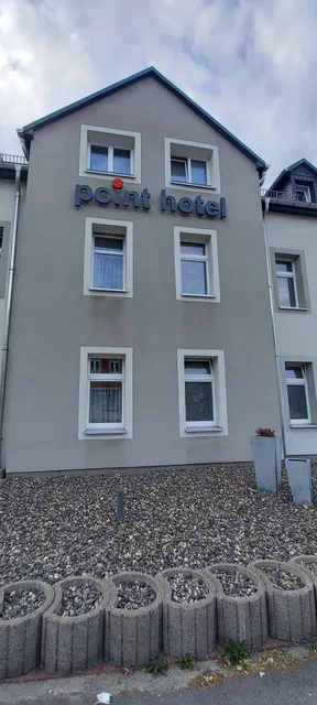 Point Hotel