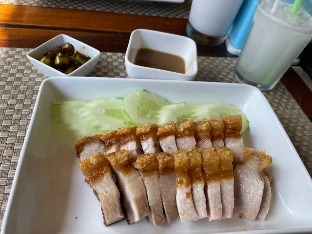 YU-LONG ROASTED DUCK & THAI CUISINE