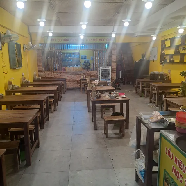 Bún riêu tóp mỡ mọc giòn Cô Hương Béo - 132C Cách Mạng Tháng 8