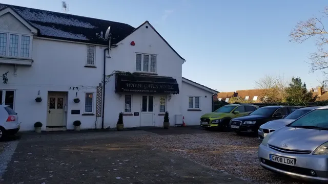 Whitegates Hotel