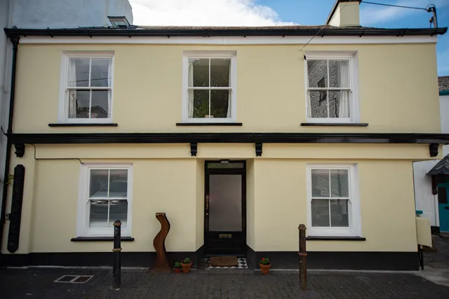 Galleon House Calstock