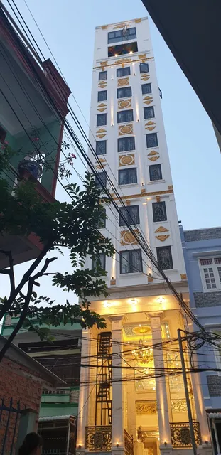 Money Fine Hotel (Dát Vàng)