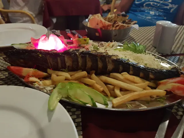 Foodland Multi Cuisine & Bars