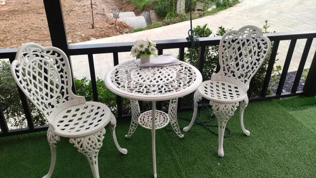 The Chic Cafe Phuket