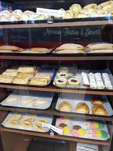 Breakfast with la Pasadita