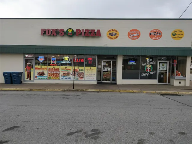 Fox's Pizza Den