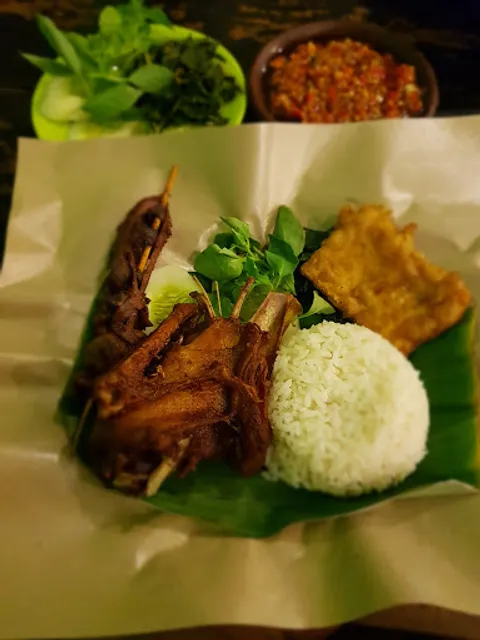 Bebek Goreng H. Slamet Tanjung Duren