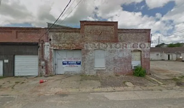 Karvelas Pizza Company