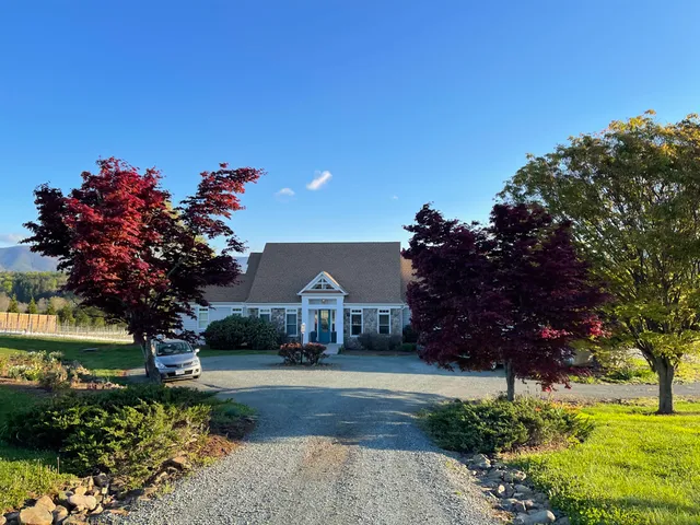 The Inn at Stinson Vineyards