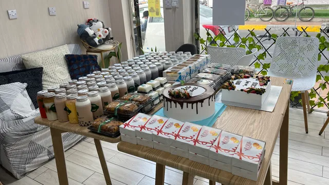 Moo Moo Moo Cafeteria