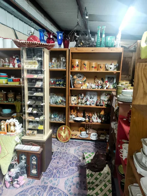 ABA American British Antiques Complex ABA Mini Mall/Flea Market